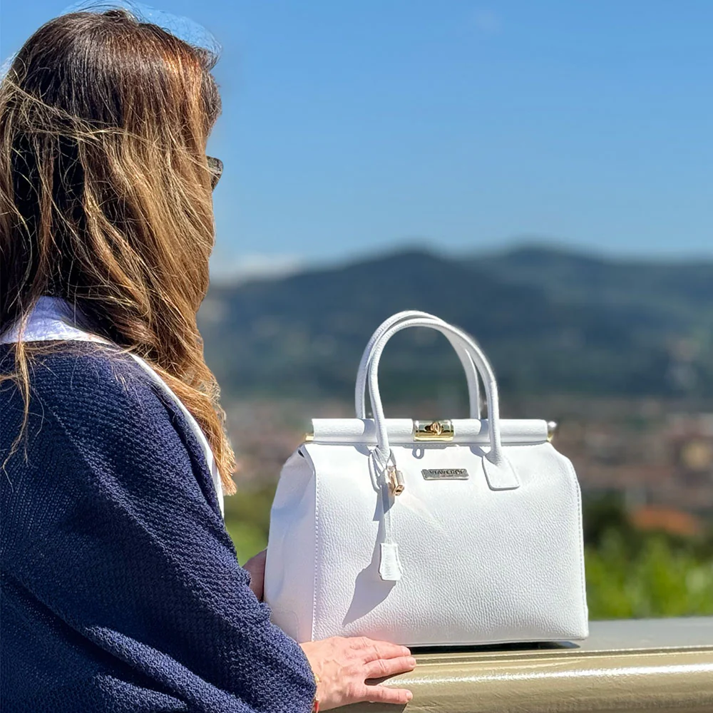 Borsa a Mano con Tracolla VIAVERDI in Pelle color Nocciola Made in Italy Linea Barga - Image 8