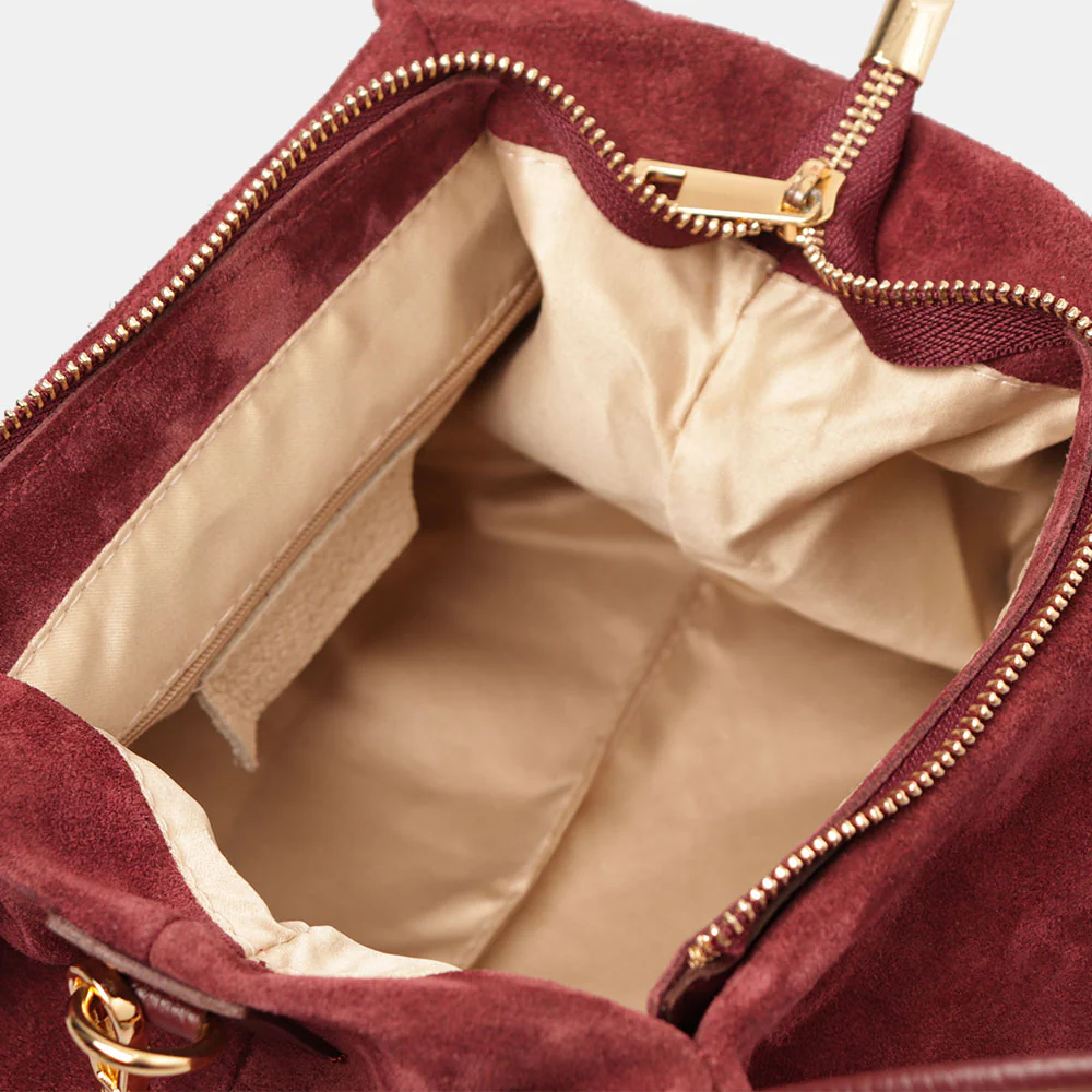 Borsa a Mano con Tracolla VIAVERDI in Camoscio Bordeaux Made in Italy linea Castiglione - Image 4