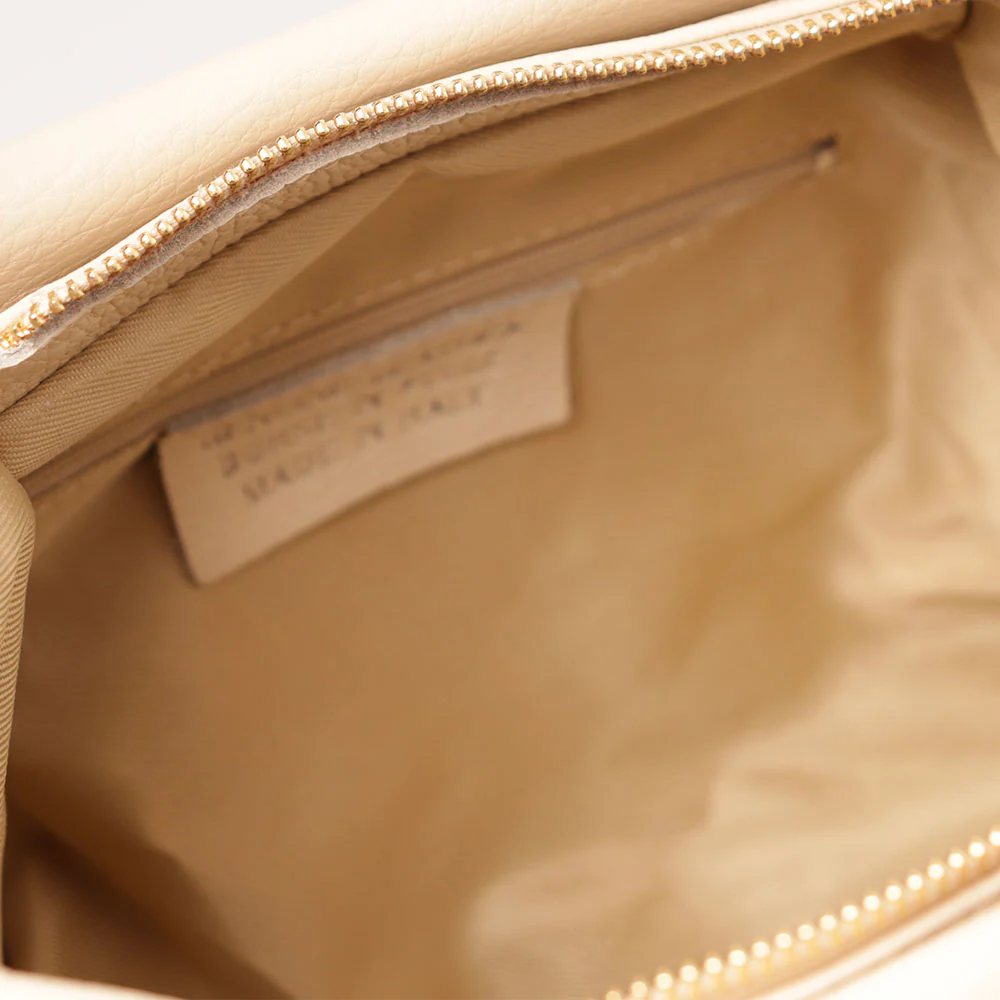 Borsa a Mano con Tracolla VIAVERDI in Pelle Beige Made in Italy linea Castiglione - Image 6