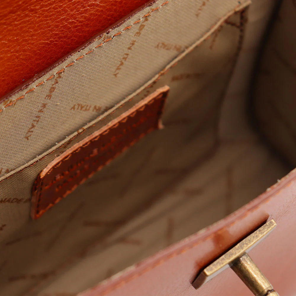 Borsa a Mano VIAVERDI in Pelle color Cuoio Made in Italy linea Firenze - Image 8
