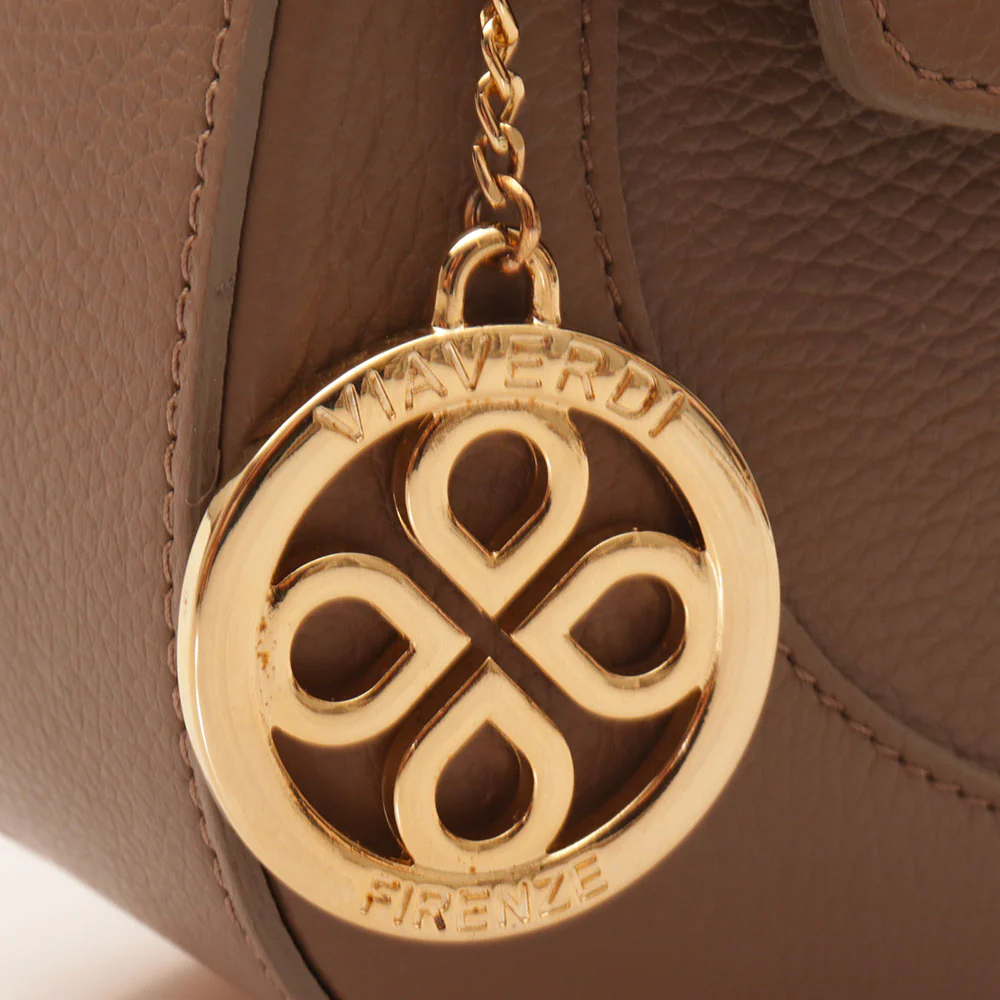 Borsa a Spalla con Tracolla VIAVERDI in Pelle Taupe Made in Italy linea Montalcino - Image 7