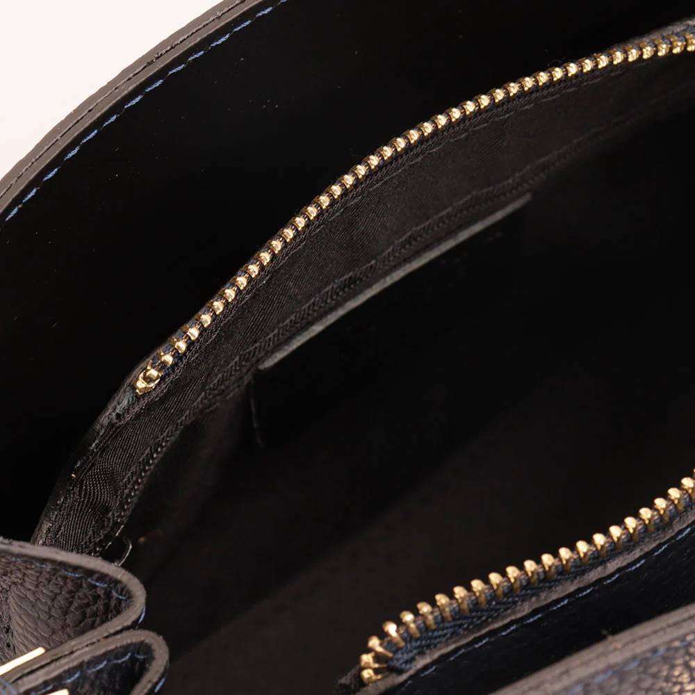Borsa a Spalla VIAVERDI in Pelle Blu Made in Italy linea - Image 6