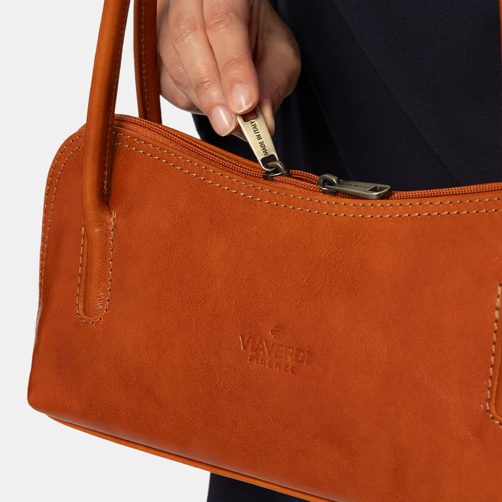 Borsa a Spalla VIAVERDI in Pelle color Cuoio Made in Italy linea Firenze - Image 6