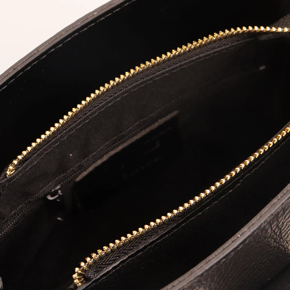 Borsa a Spalla VIAVERDI in Pelle Nera Made in Italy - Image 6