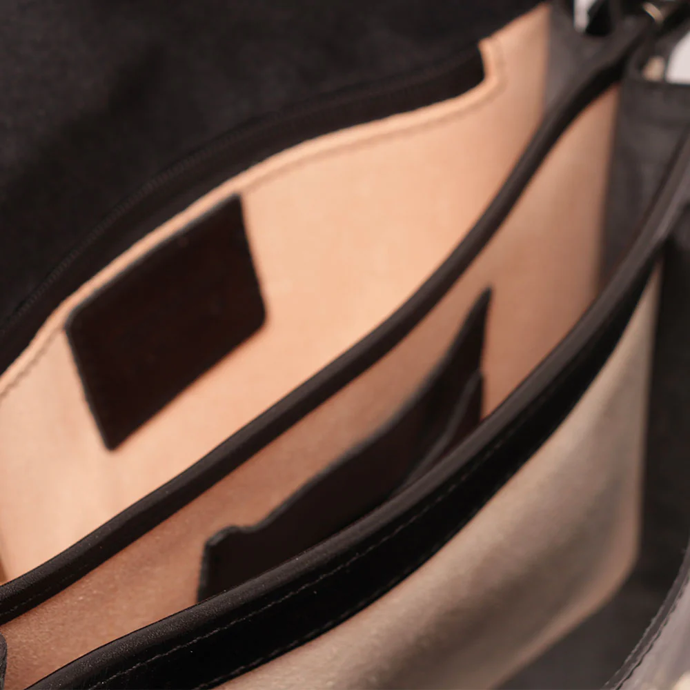 Borsa a tracolla VIAVERDI in Pelle Nera Made in Italy linea Firenze - Image 4