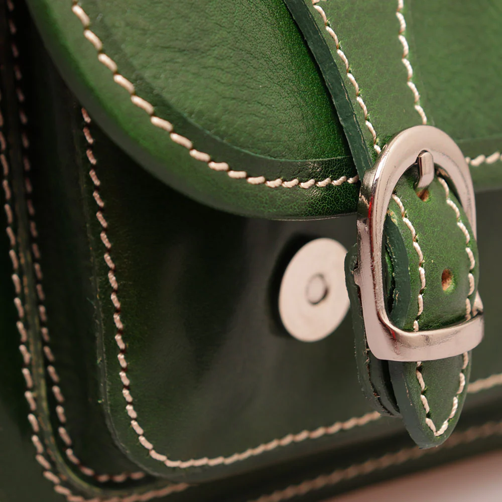 Borsa a tracolla VIAVERDI in Pelle Verde Made in Italy linea Firenze - Image 7