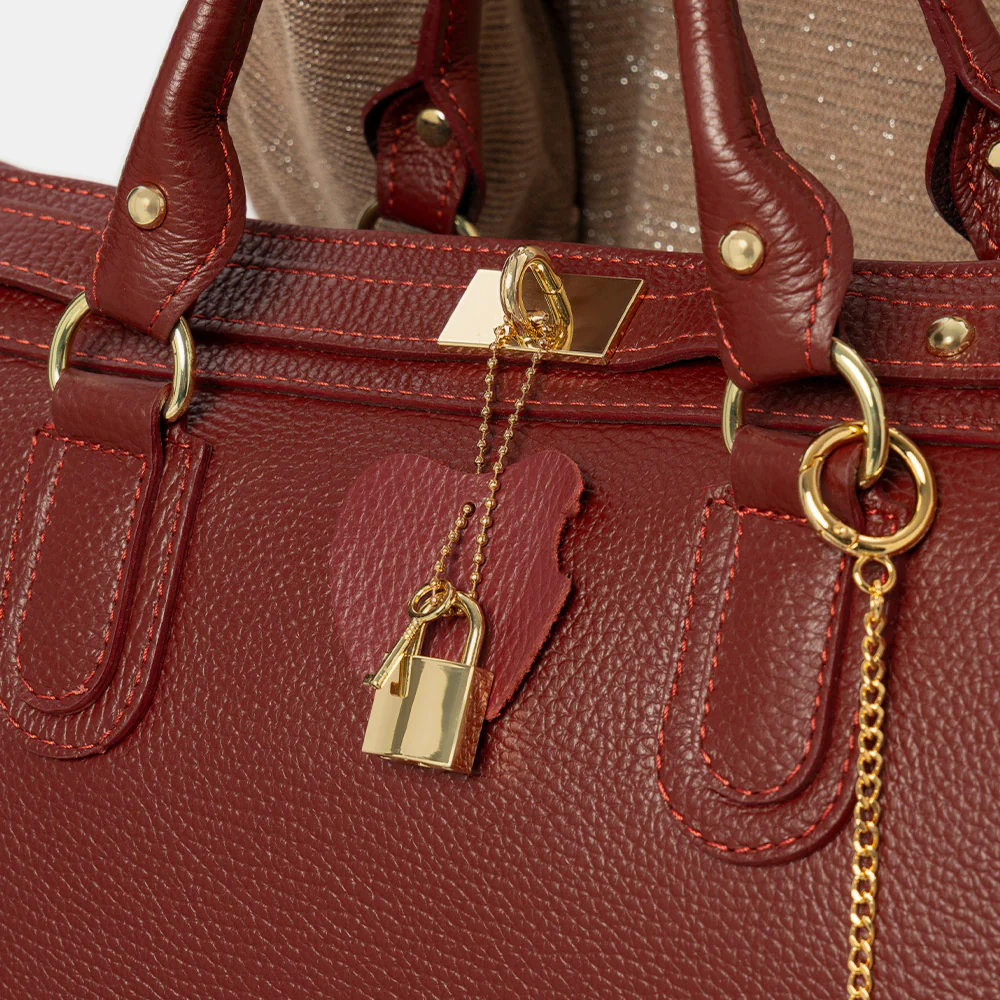Borsa Bauletto Grande a Mano con Tracolla VIAVERDI in Pelle Bordeaux Made in Italy linea Artimino - Image 6