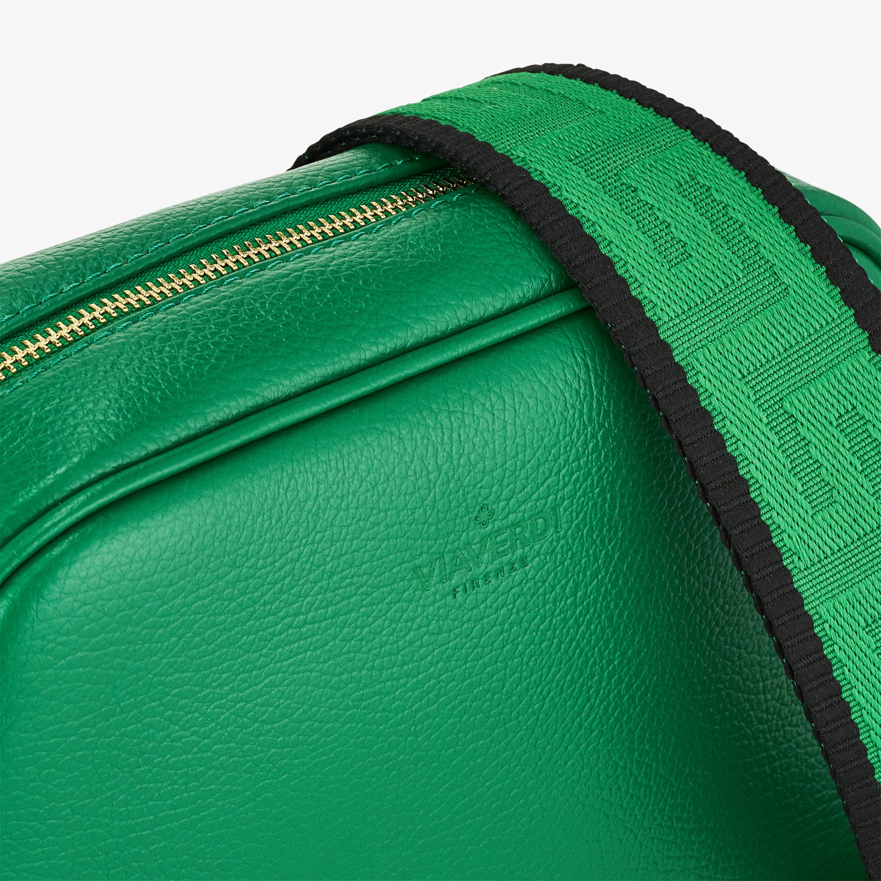 Borsa Camera Bag Media in Pelle Verde con Tracolla VIAVERDI Made in Italy - Image 5