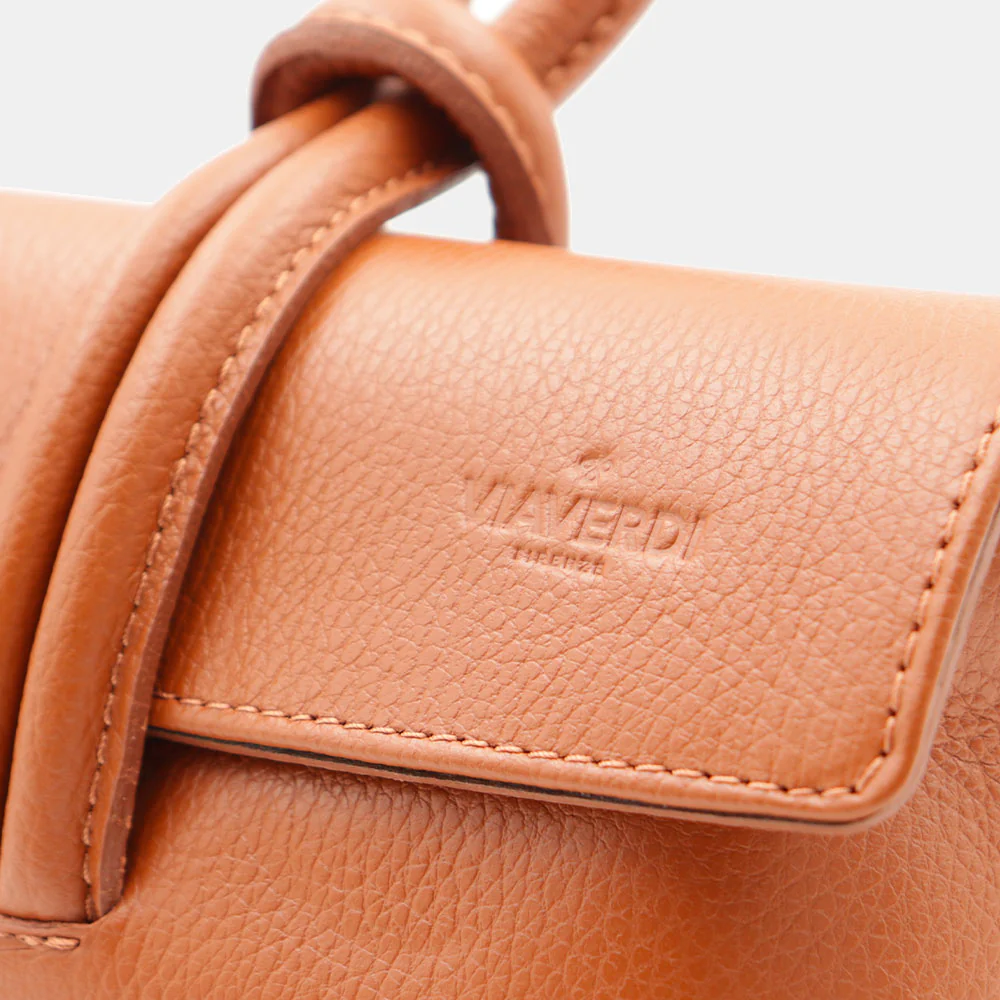 Borsa Clutch a Mano con Tracolla VIAVERDI in Pelle color Cuoio Made in Italy linea Castiglione - Image 7