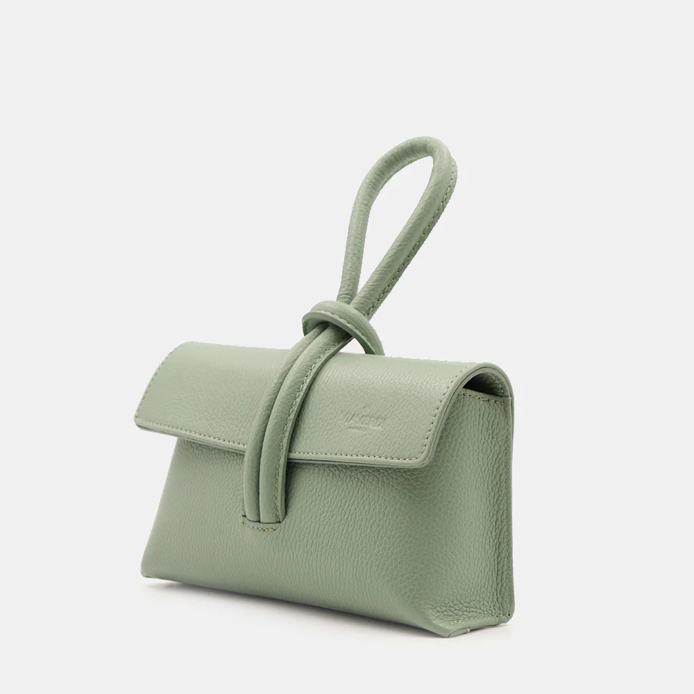 Borsa Clutch a Mano con Tracolla VIAVERDI in Pelle Verde Menta Made in Italy linea Castiglione - Image 3