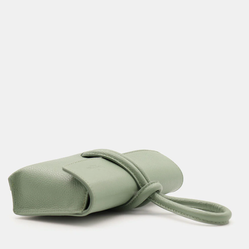 Borsa Clutch a Mano con Tracolla VIAVERDI in Pelle Verde Menta Made in Italy linea Castiglione - Image 7