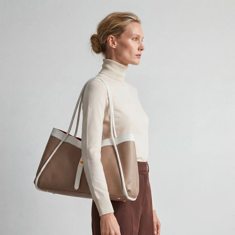 Borsa Donna a Spalla VIAVERDI in Pelle Taupe e Bianca Made in Italy linea Cortona - Image 2