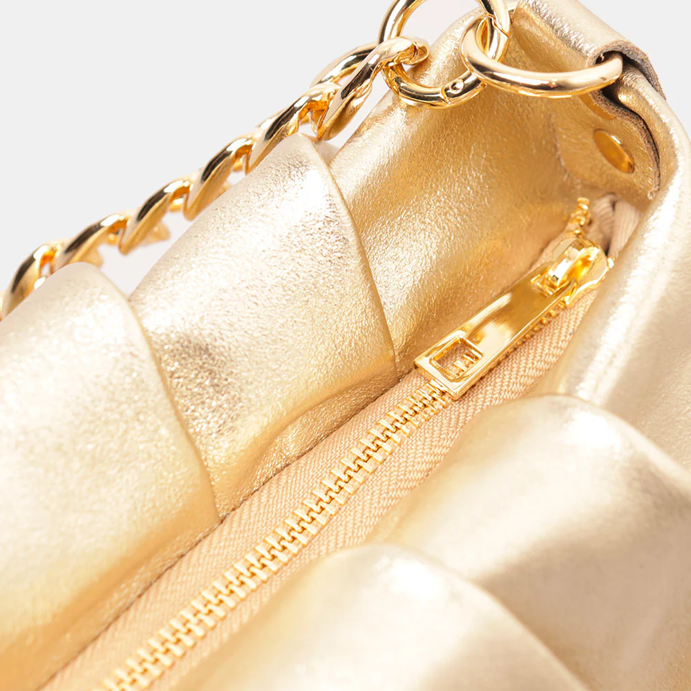 Borsa Hobo a Spalla con Catena VIAVERDI in Pelle Oro Made in Italy linea Monteriggioni - Image 7