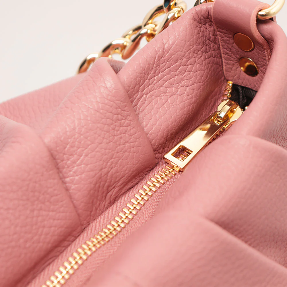 Borsa Hobo a Spalla con Catena VIAVERDI in Pelle Rosa Antico Made in Italy linea Monteriggioni - Image 4