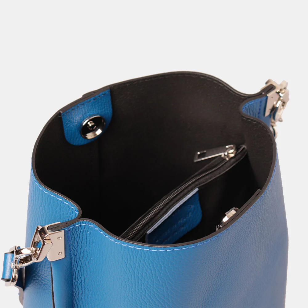 Borsa Secchiello con Tracolla VIAVERDI in Pelle Blu Made in Italy linea Capalbio - Image 5