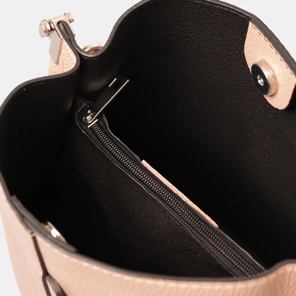 Borsa Secchiello con Tracolla VIAVERDI in Pelle Cipria Made in Italy linea Capalbio - Image 7