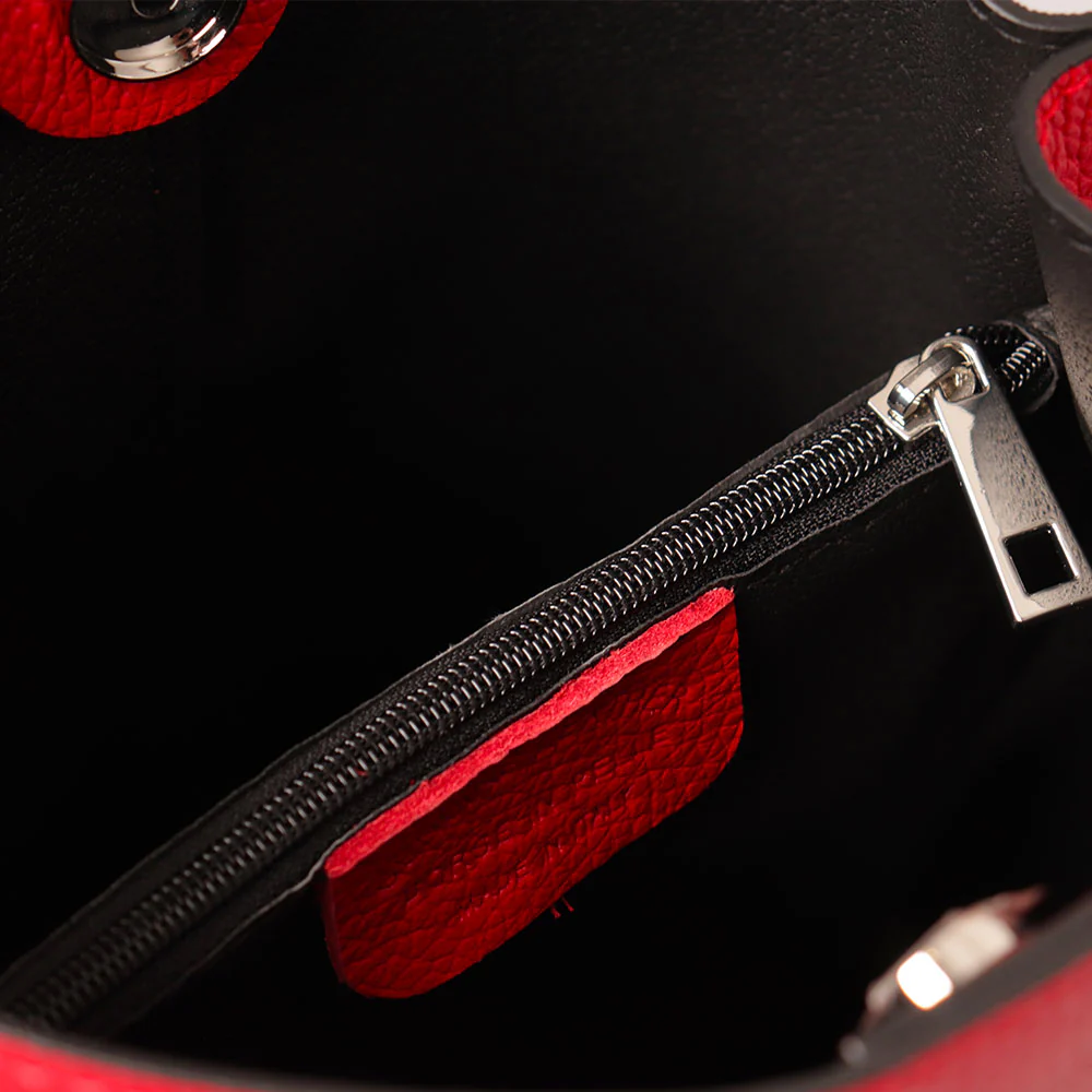 Borsa Secchiello con Tracolla VIAVERDI in Pelle Rossa Made in Italy linea Capalbio - Image 6