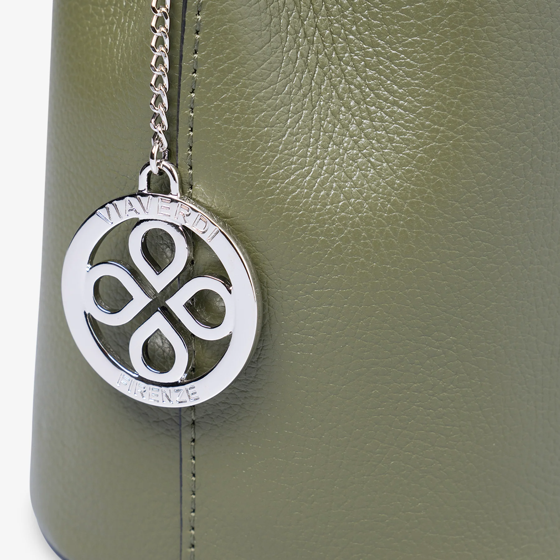 Borsa Secchiello con Tracolla VIAVERDI in Pelle Verde Made in Italy linea Capalbio - Image 5